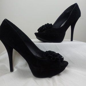 Black ladies pumps